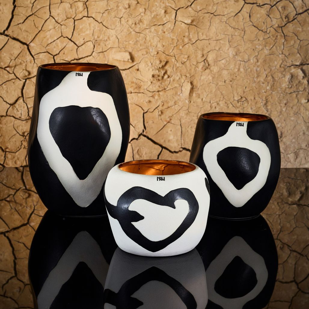 Cape Artistic Black Kaars